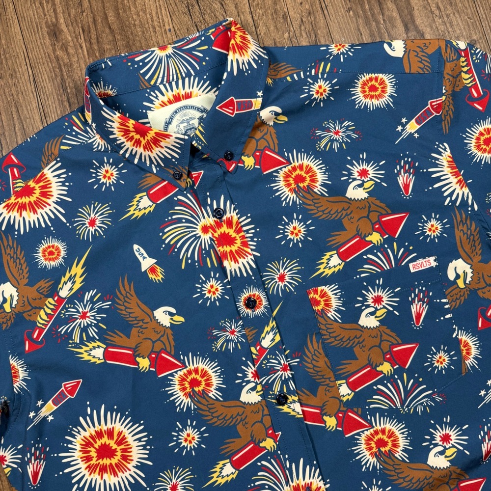 RSVLTS Shirt Mens L Blue Red Rockets Rad Glare Eagle Fireworks USA KUNUFLEX SS